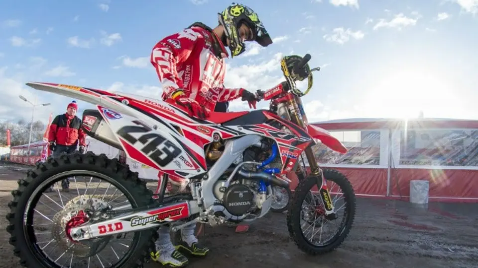 Gajser conquista la 'pole' en Mundial de Motocross en León