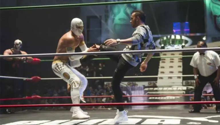 Figuras del deporte que han 'enfrentado' a luchadores