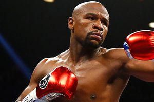 Mayweather ofrece ayudar a Rousey con su boxeo