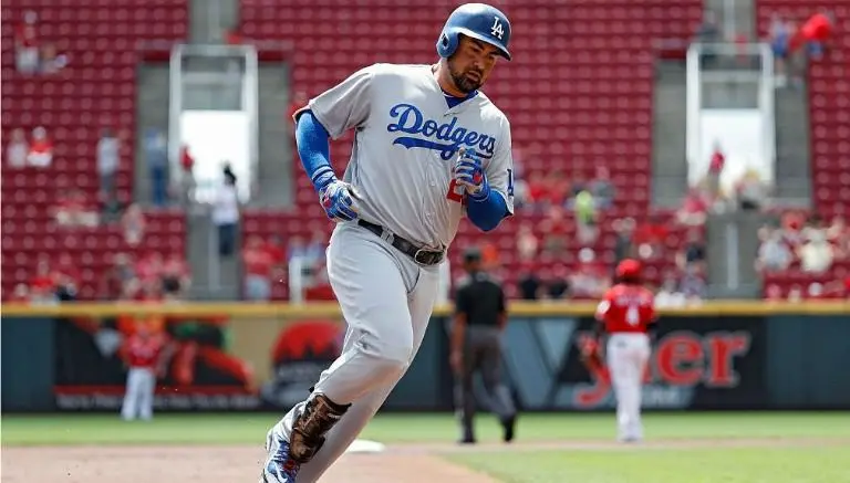 Titán González conecta tres jonrónes en juego con Los Dodgers