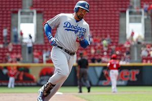 Titán González conecta tres jonrónes en juego con Los Dodgers