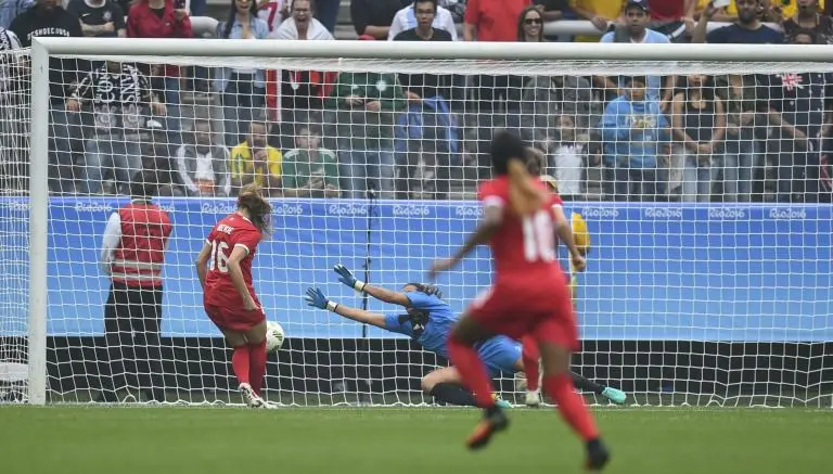 Canadá derrota a Australia con gol más rápido en historia de JO