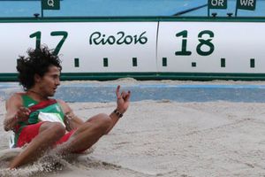 Alberto Álvarez aspira a conseguir medalla en salto triple