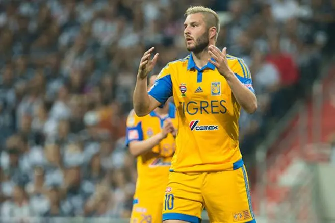 'Clau Tijeras', la creadora del 'Look Gignac'