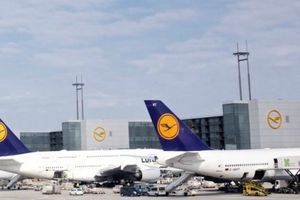 Equipo de balonmano evita incidente en avión