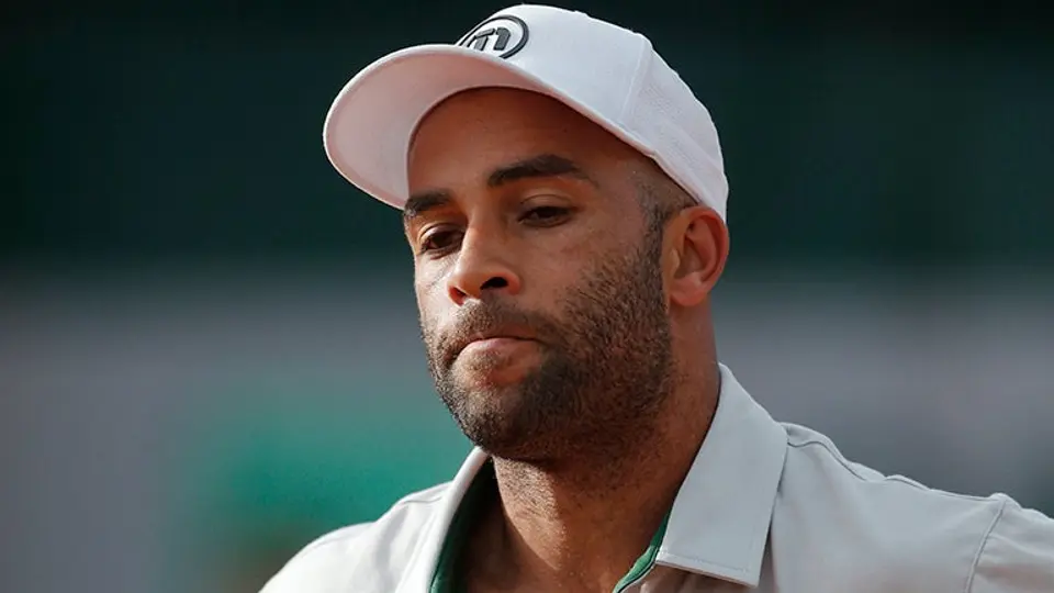 Arrestan por error al extenista James Blake