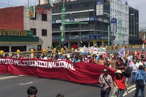 México conmemora con marcha el 2 de octubre