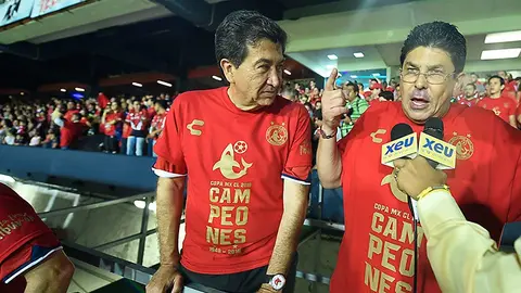 Kuri utiliza nuevo estadio de Veracruz para proselitismo político