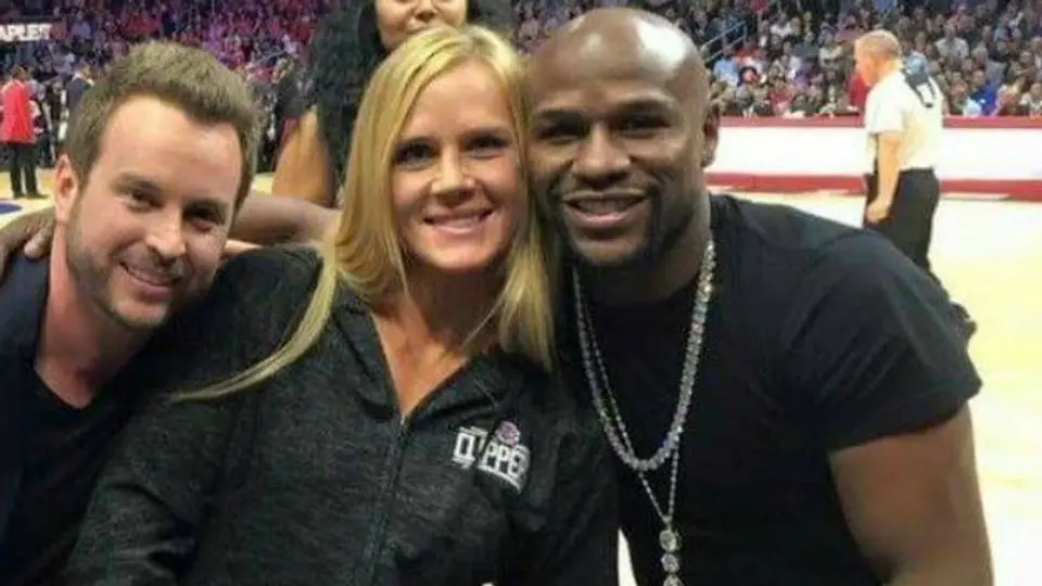 'Mayweather es el mejor de la historia': Holm