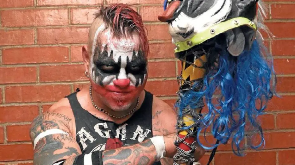 Pagano quiere destrozar a Psycho Clown y quitarle la máscara