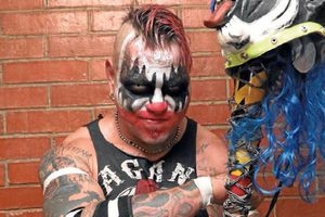 Pagano quiere destrozar a Psycho Clown y quitarle la máscara