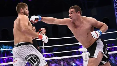 Peleador de MMA se fractura al patear