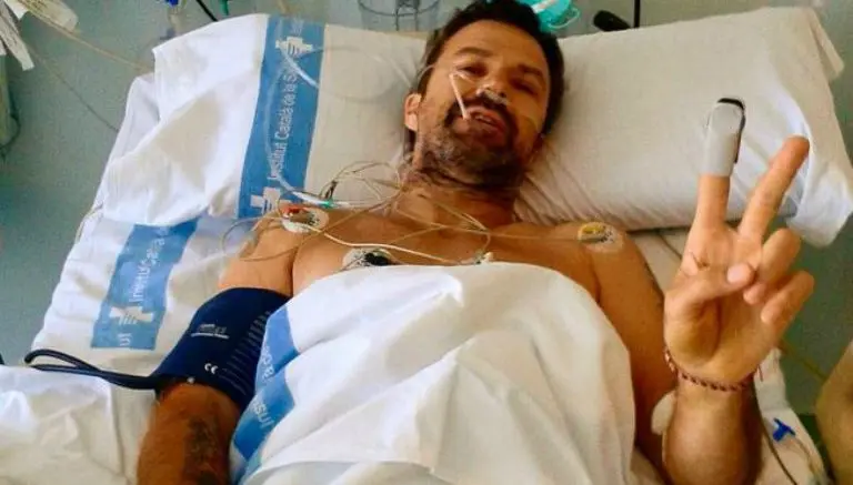 Vocalista de Jarabe de Palo cancela gira por cáncer