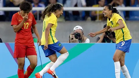 Brasil femenil debuta con goleada a China en Río 2016