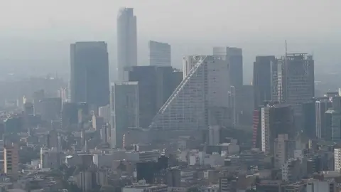 Transporte público en CDMX, gratis por contingencia ambiental