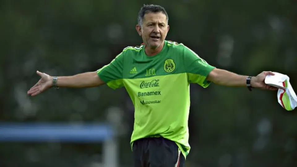 Fracasos 'cortan' cabezas en el mundo, menos en México