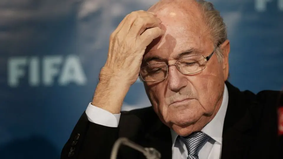 FIFA abre investigación formal contra Blatter por corrupción