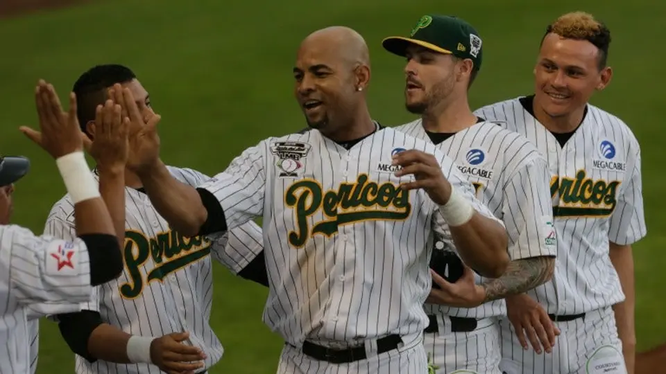 Pericos pone la Serie del Rey 2-1 a su favor