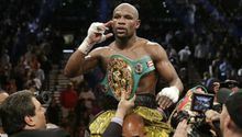 Mayweather asegura que pelea con McGregor es posible