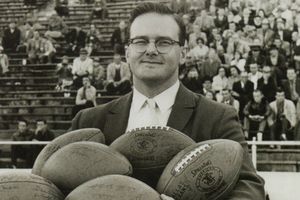 Pete Rozelle y Lamar Hunt, los padres del Super Bowl