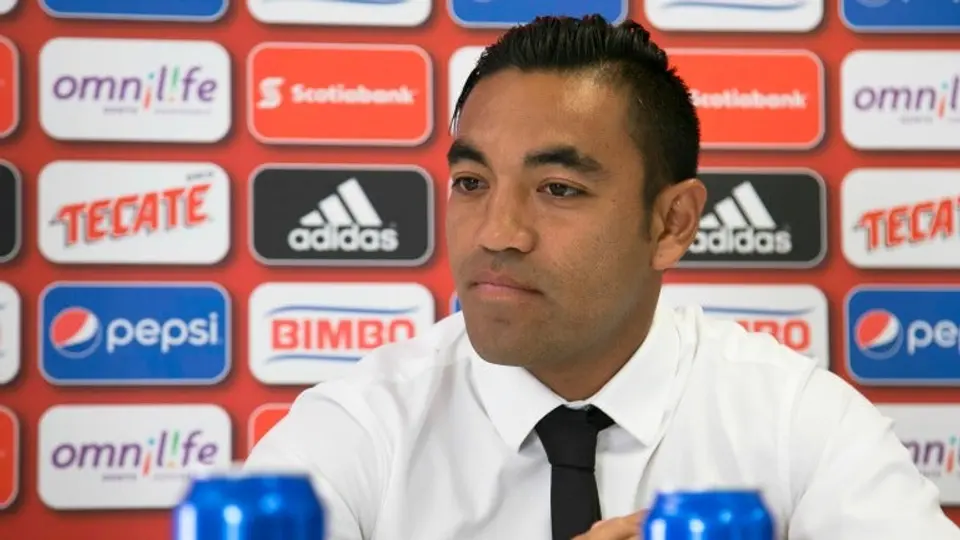 Pável Pardo recomendó a Marco Fabián al Eintracht