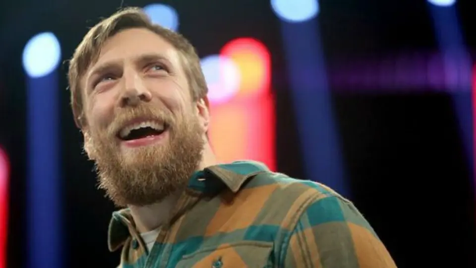 Daniel Bryan y Mick Foley serán gerentes generales de WWE