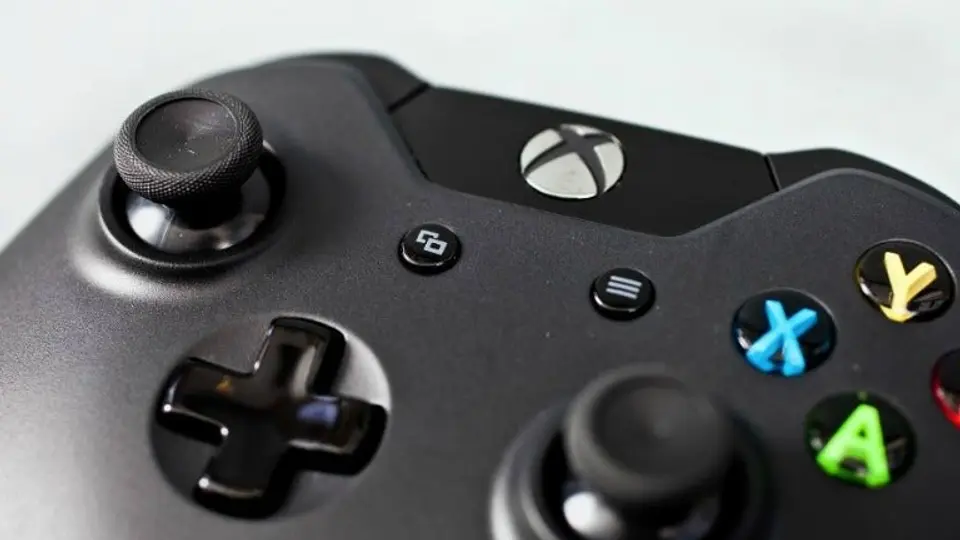 Xbox permitirá compatibilidad online con otras consolas