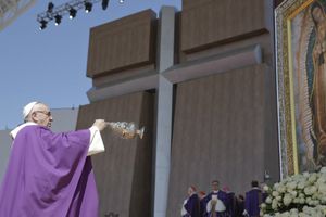 Papa Francisco pide evitar la corrupción en Ecatepec