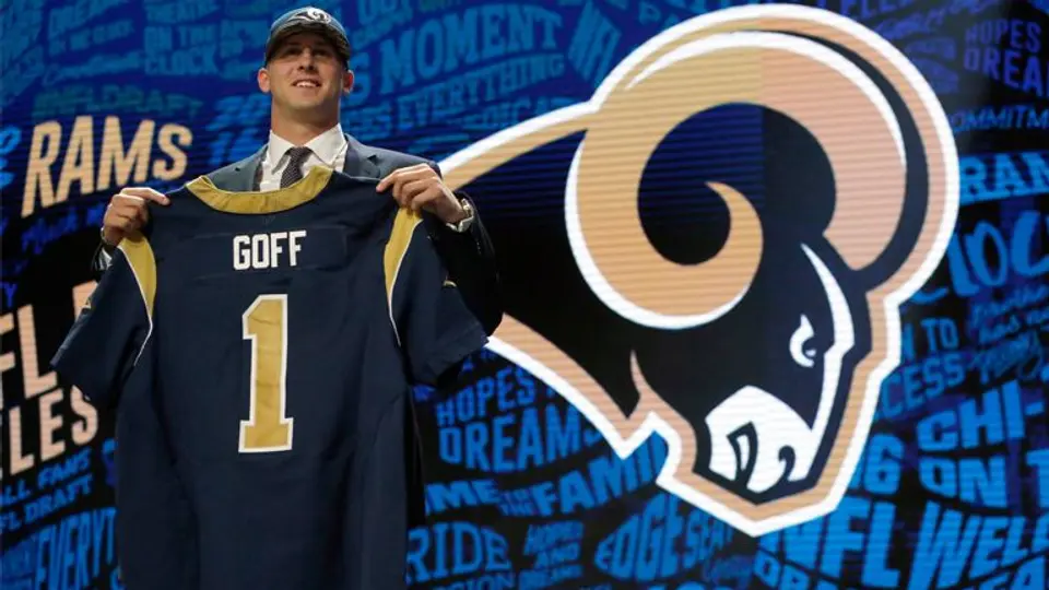 Rams eligen al QB Jared Goff con el primer pick del Draft