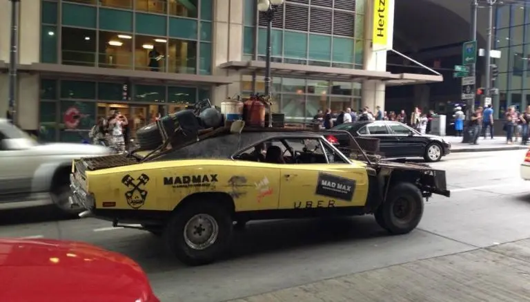 Uber rueda en Seattle al puro estilo de ‘Mad Max’