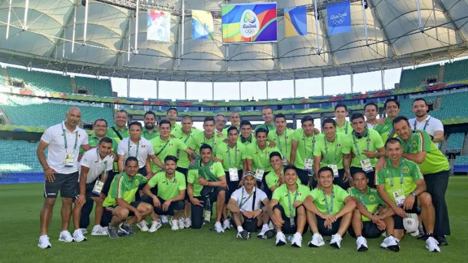 Futbol mexicano desea suerte al Tri en defensa de Oro Olímpico