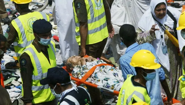 Estampida en La Meca deja 717 personas muertas