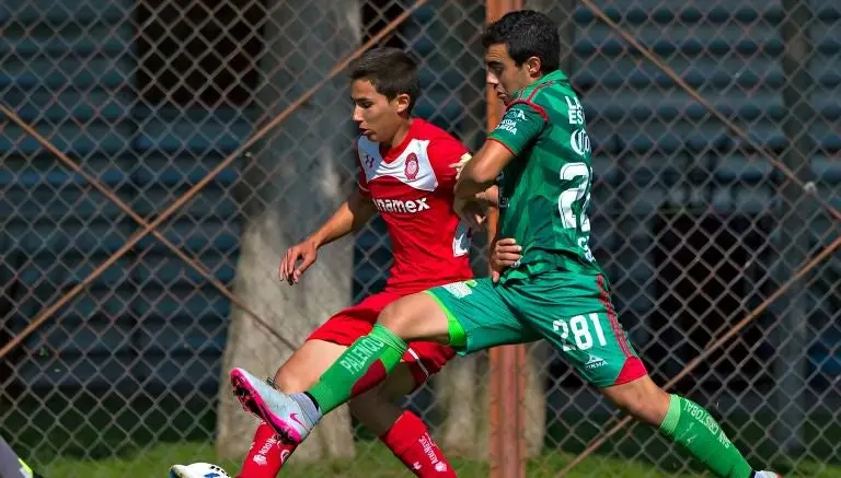 Juvenil de Jaguares atropella a mujer
