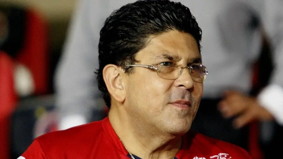 'Tiburones Rojos seguirá en Veracruz': Fidel Kuri