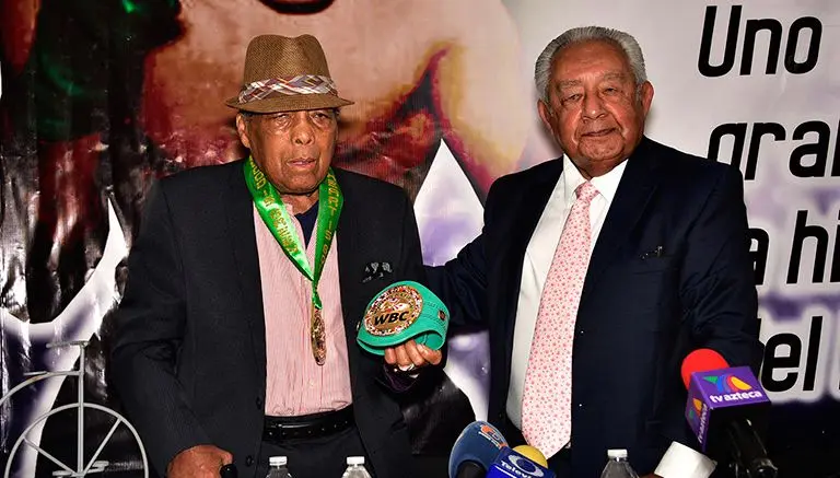 CMB homenajea a quien fue el primer Campeón del organismo