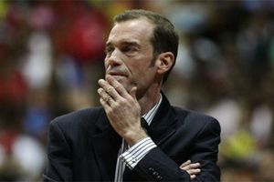 Coach de Venezuela niega ayuda arbitral a México