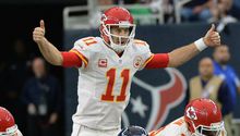 Kansas City aplasta a Houston y avanza a Ronda Divisional