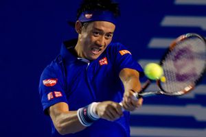 Kei Nishikori debuta con victoria en el AMT