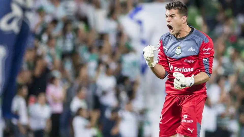 Santos gana tiempo y pierde a Marchesín en la Ida