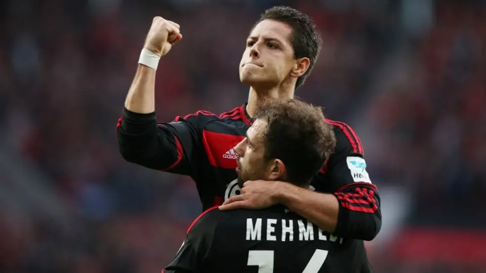 Chicharito y Fabián, felices tras liberación de Pulido