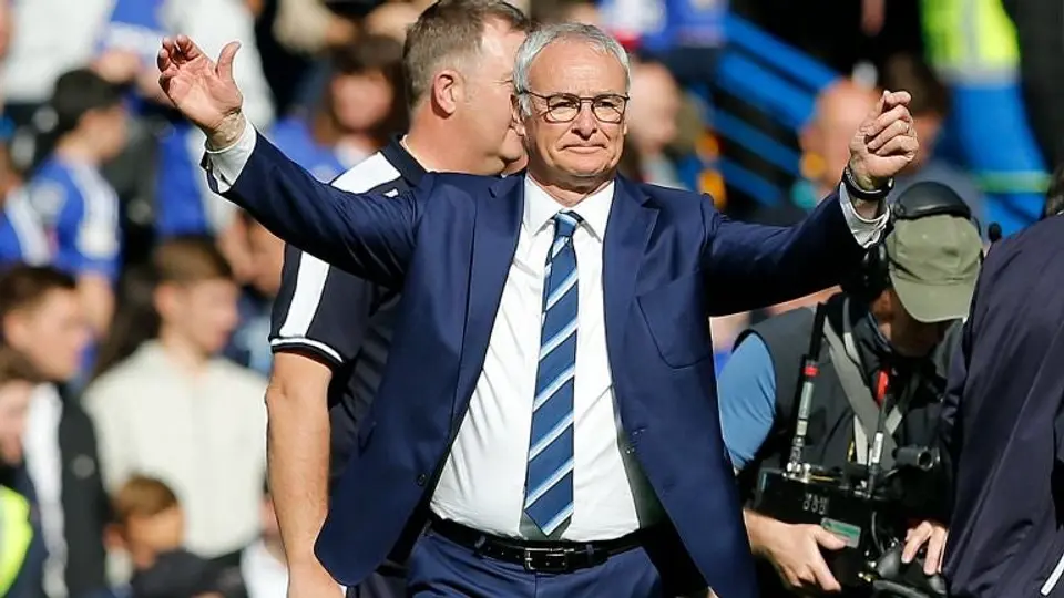 Doble de Ranieri se acuesta con mujeres tras título del Leicester