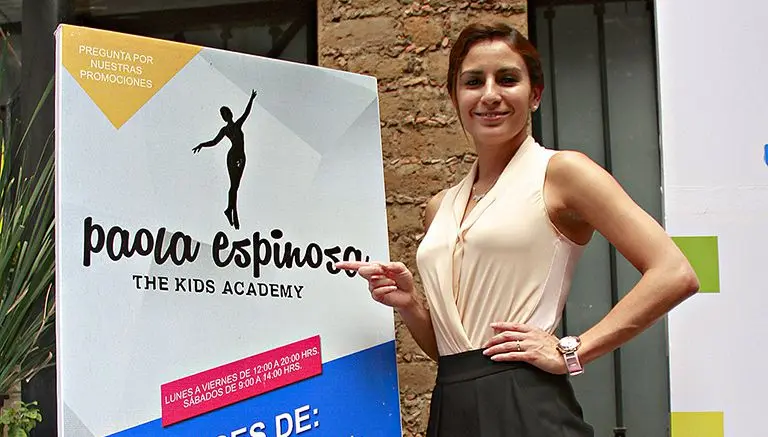 Paola Espinosa lanza academia para impulsar deporte infantil