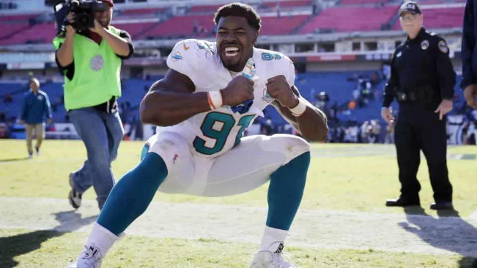 Poderío defensivo impulsa triunfo de Miami