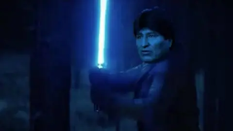 Evo Morales hace campaña al 'estilo' Star Wars