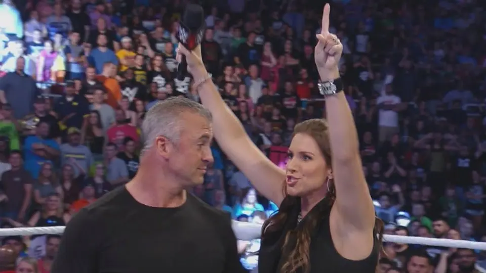 Stephanie McMahon será comisionada de Raw