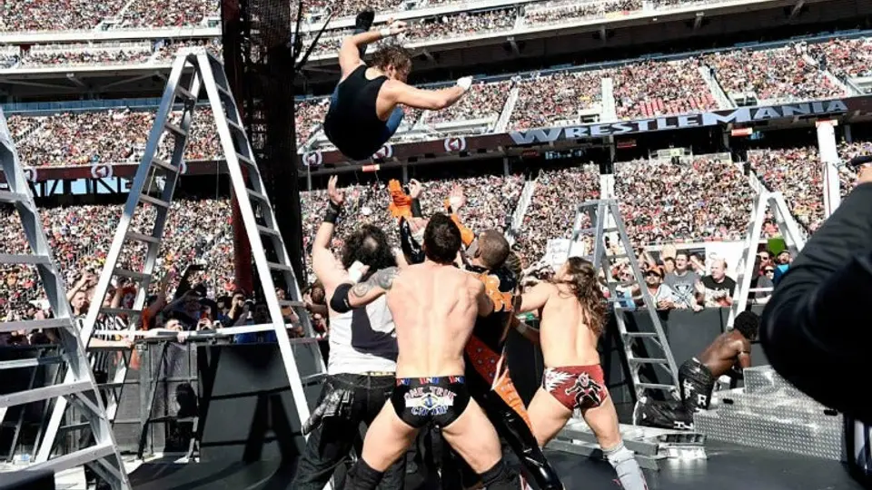 Luchas en escaleras entrañables en Wrestlemania