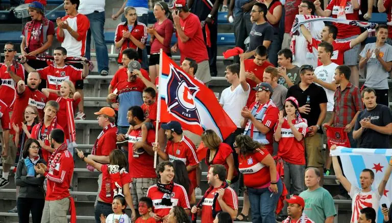 Mariachi toca el himno de EU previo a duelo del Chicago Fire