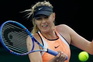 Sharapova avanza sin problemas en el Australian Open