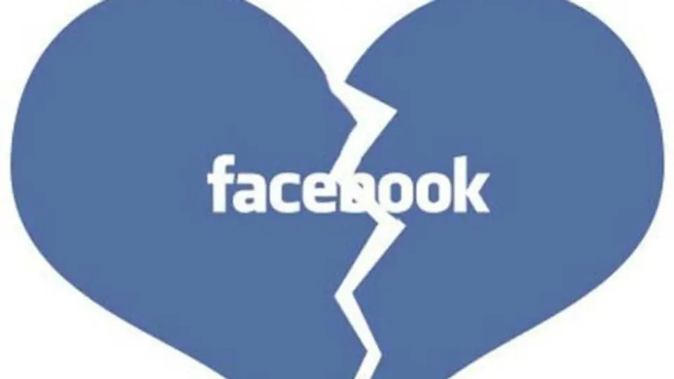 Facebook ayudará a usuarios a olvidar al ex