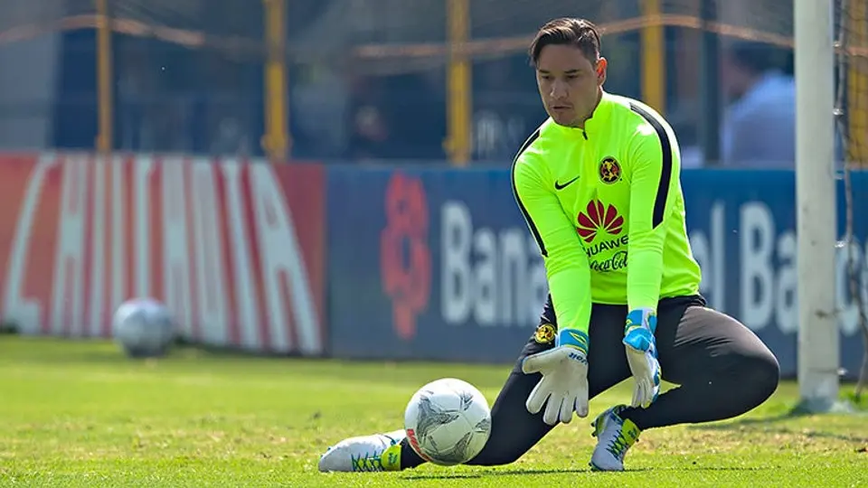Muñoz, cancerbero del América para el Súper Clásico